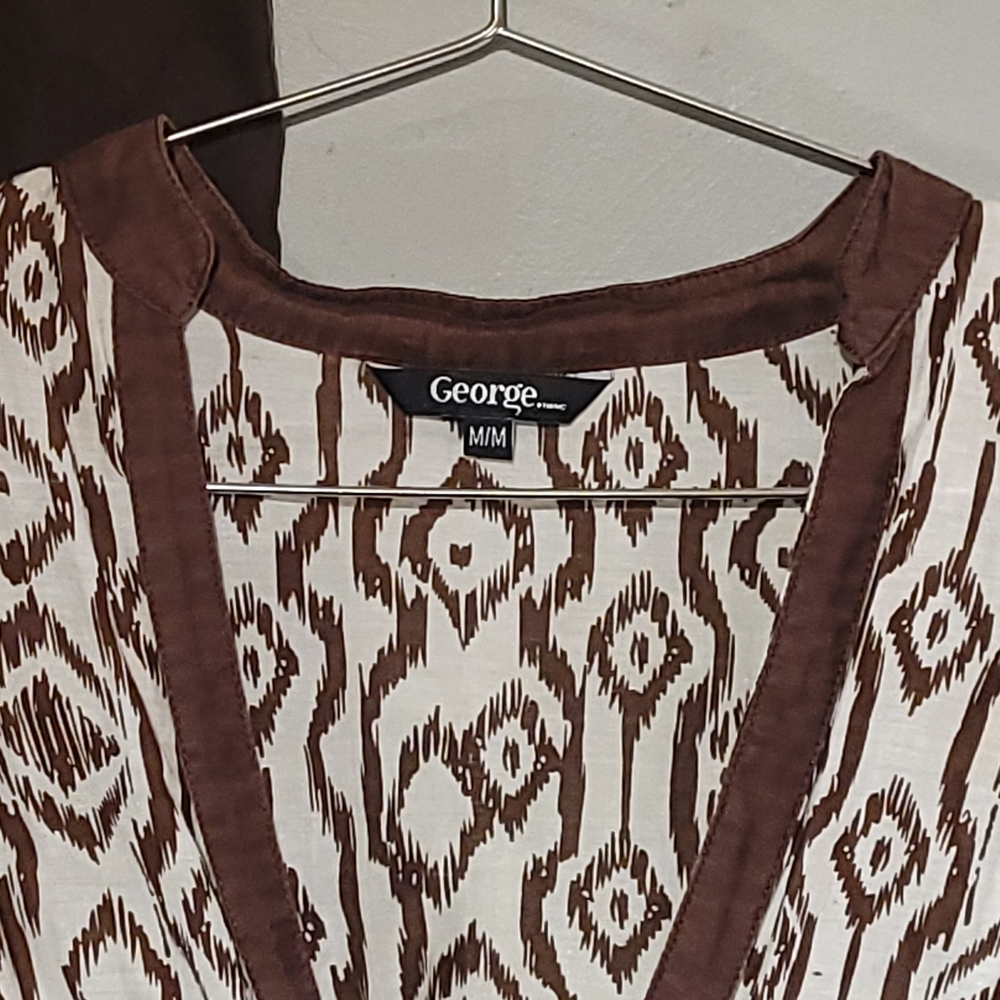 George Brown and White Patterned Top *FREE PANTS* - Picture 3 of 6